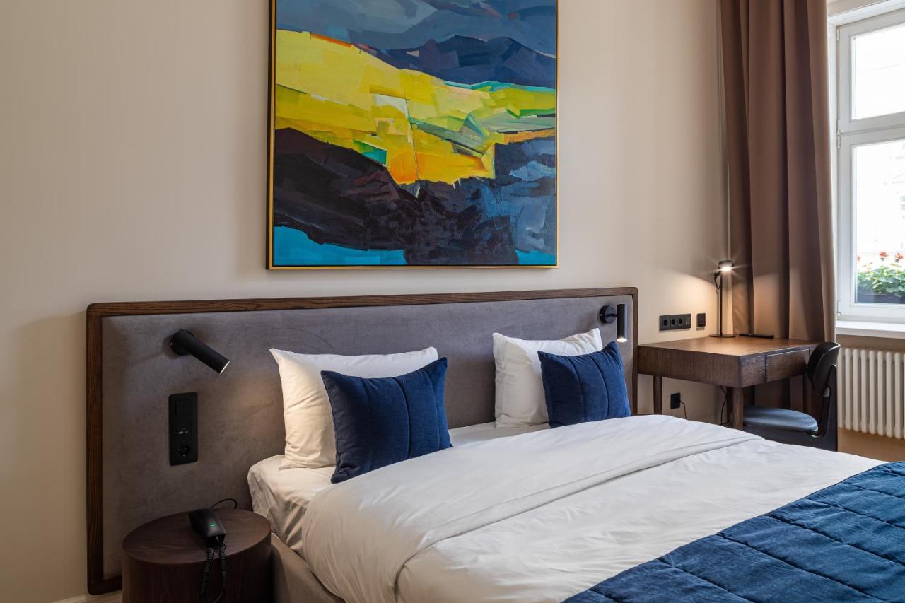On The Square Hotel ลวีฟ ภายนอก รูปภาพ
